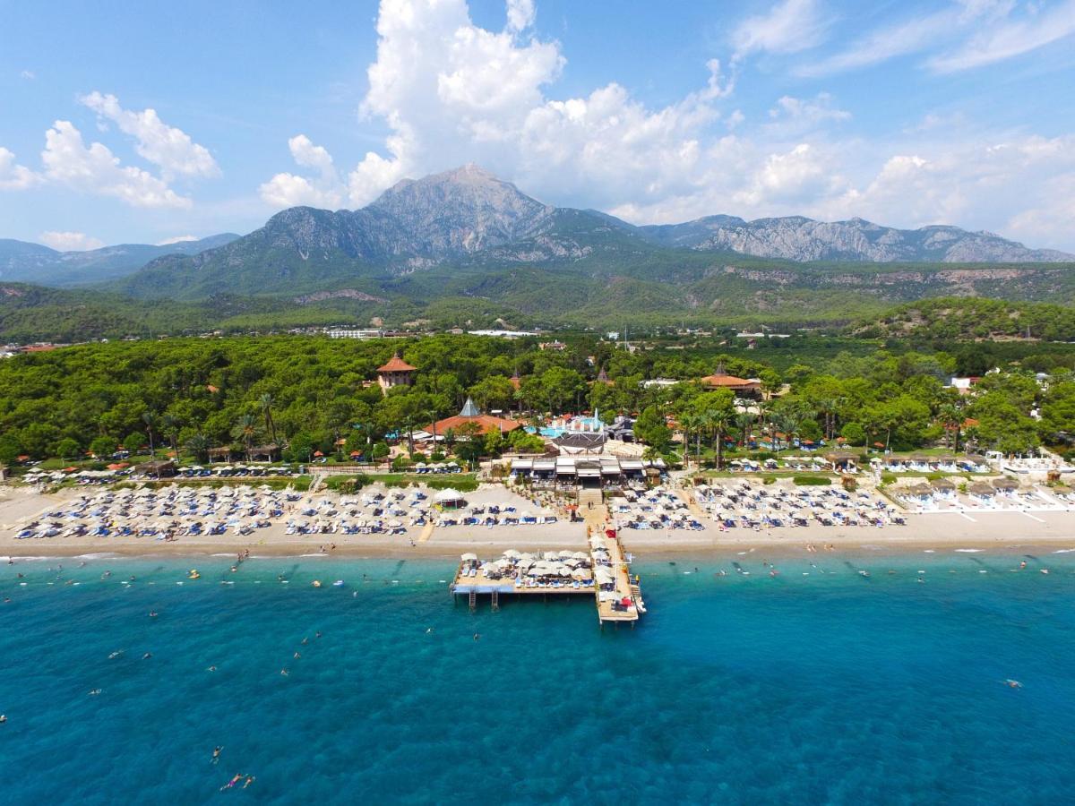 מלון טקירובה Marti Myra מראה חיצוני תמונה Aerial view of the resort