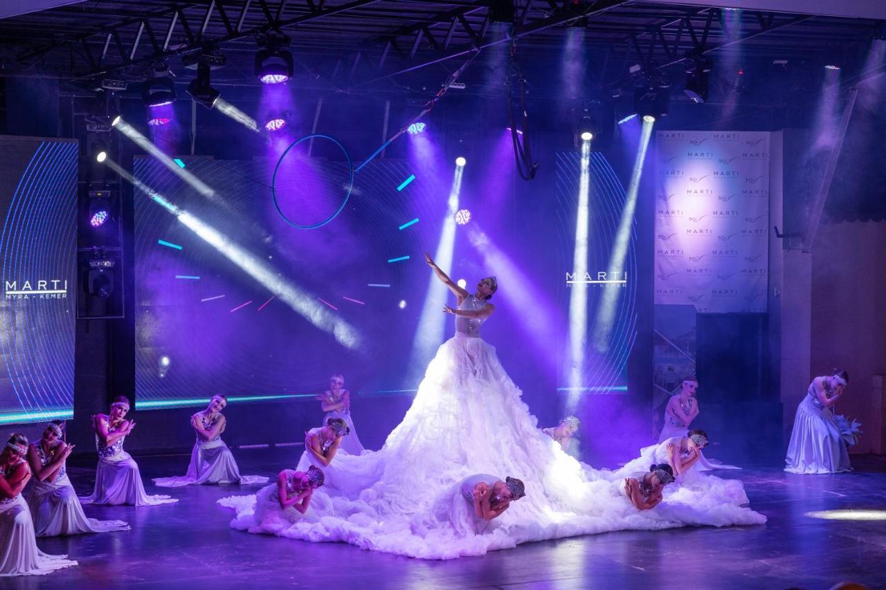 מלון טקירובה Marti Myra מראה חיצוני תמונה The 2015 edition of the festival